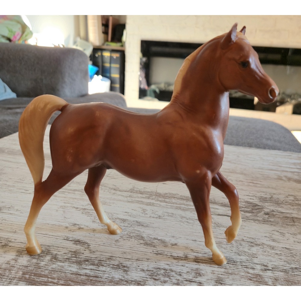 Vintage Breyer Traditional Chestnut Flaxen Mane Running Horse Model U.S.A. - 8"
